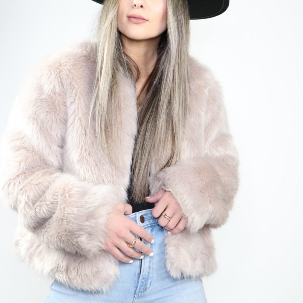 Carolina Belle Faux Fur Soft Cozy Cropped Fit Bomber Jacket Champaign Blush Pink